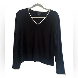 Halogen White and Black Fitted Long Sleeve Shirt Size Large EUC